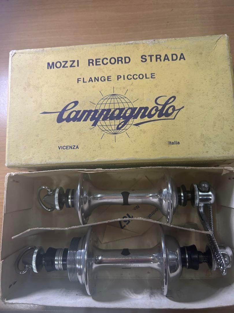 ビンテージ カンパニョーロ ハブ Record Hubs SFQR 32H ビンテージ カンパニョーロ ハブ Record Hubs SFQR 32H ビンテージ